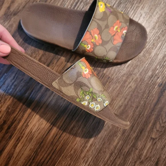 Coach Uli Slides Monogram Floral - Picture 6 of 9